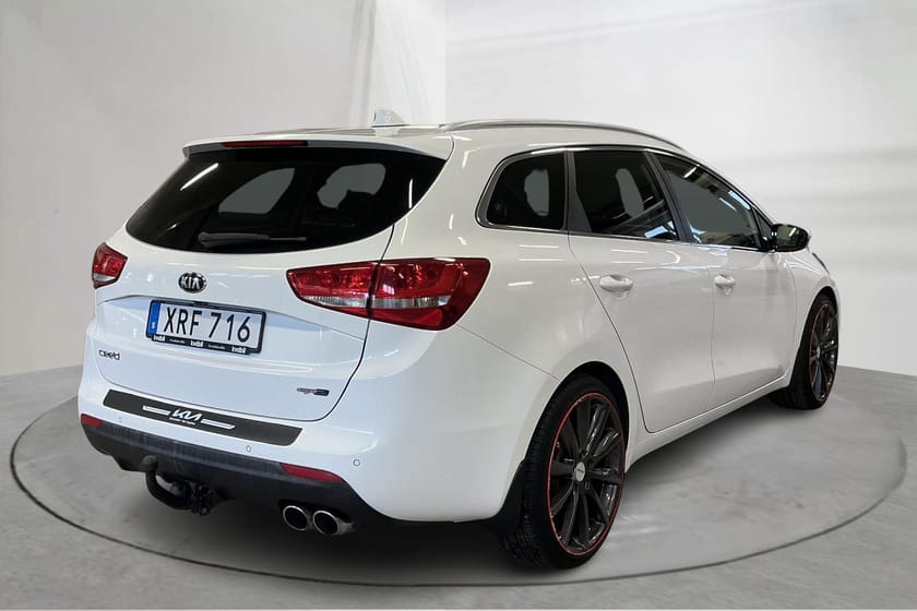 Bild 3 av Kia cee'd_sw Cee'd 1.6 SW (135hk) GT-Line GPS Drag Backkamera