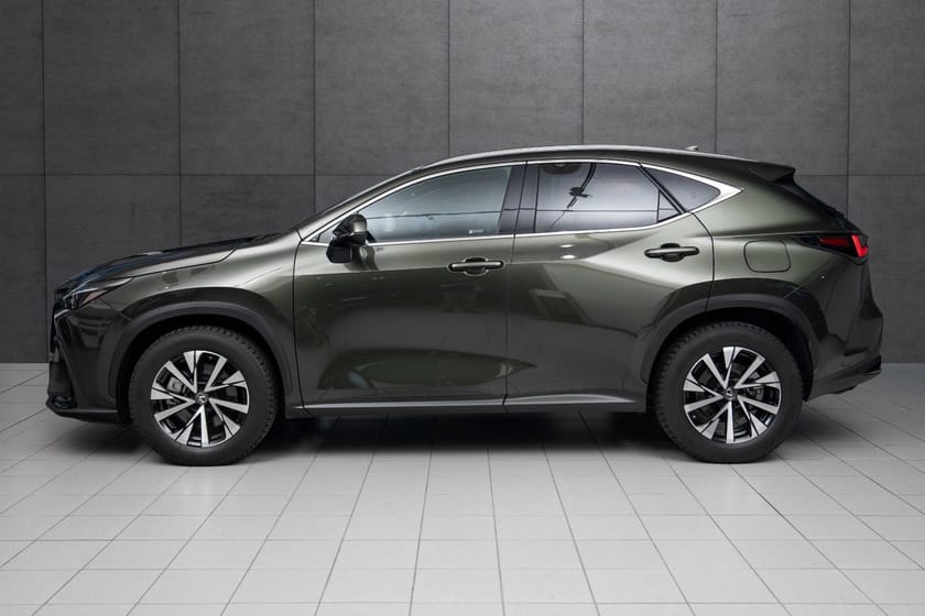 Bilde 2 av Lexus NX 450h+ Executive