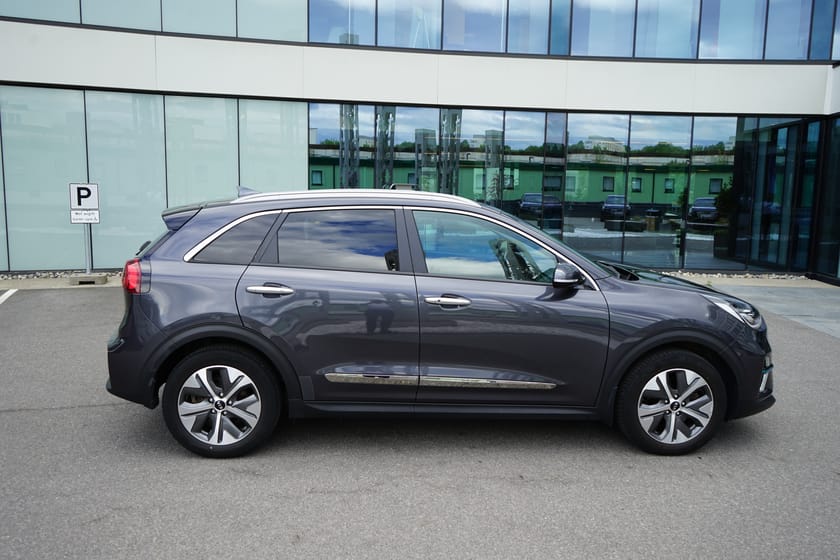 Bilde 4 av Kia e-Niro 64kw Exclusive  /  "Fullutstyrt"