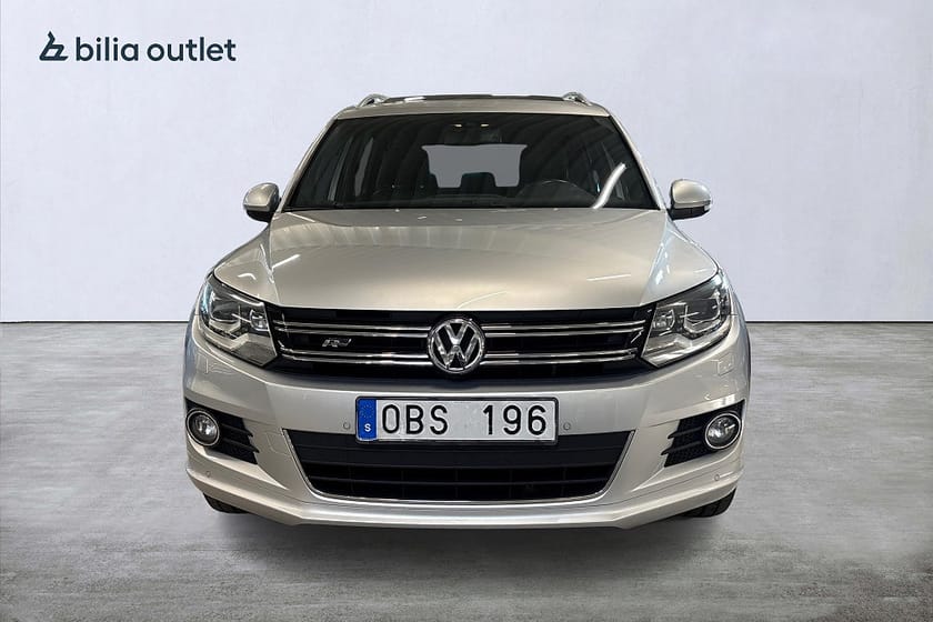 Bild 3 av Volkswagen Tiguan 2.0 TDI 4Motion R-Line 177hk Panorama Drag Backkamera
