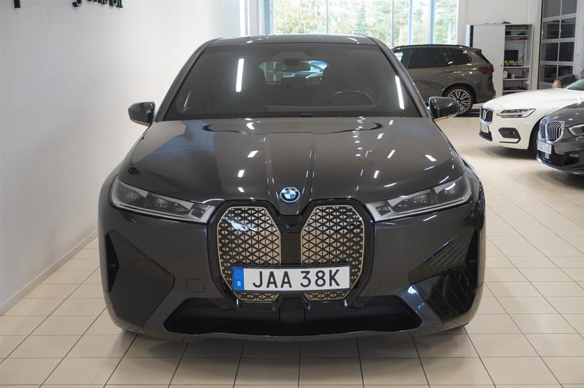 Bild 4 av BMW iX xDrive40