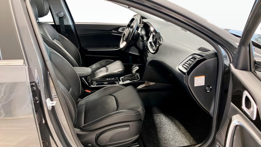 Bild 3 av Kia Ceed Sportswagon Plug-in Hybrid SW PHEV ADVANCE PLUS Dragkrok