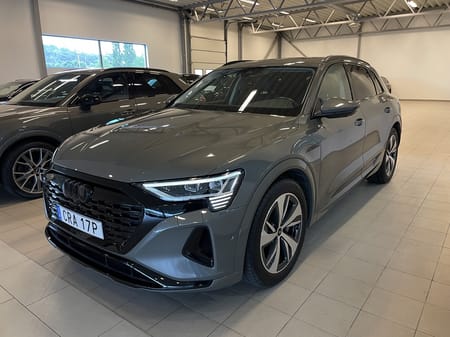 Audi Q8 50 e-tron quattro Advanced