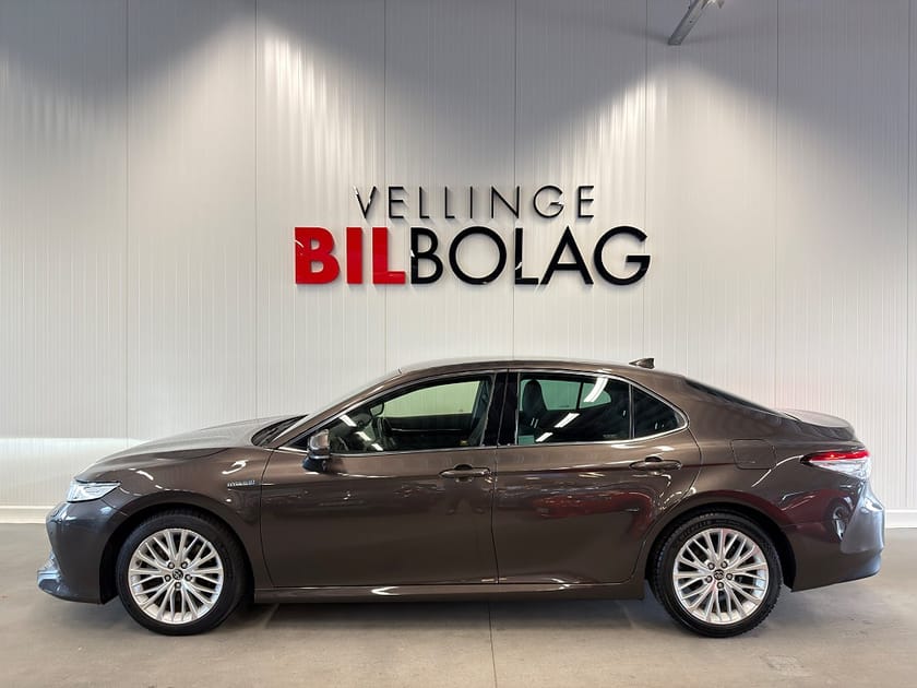 Bild 1 av Toyota Camry Hybrid CVT Executive Skinn JBL B-Kamera Navi