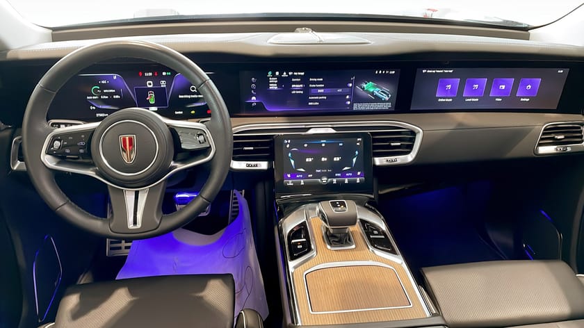 Bild 4 av Hongqi E-HS9 Exclusive
