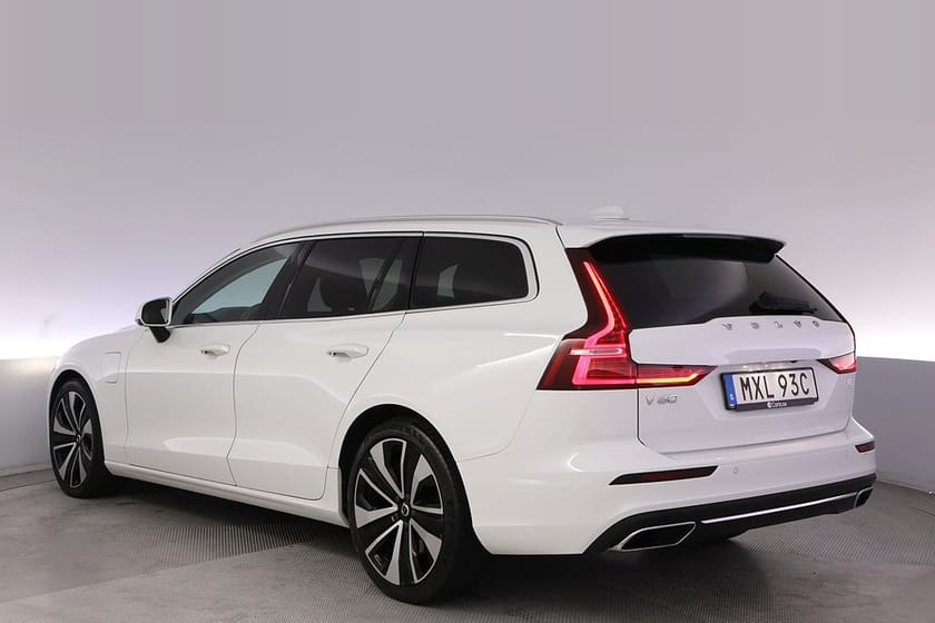 Bild 4 av Volvo V60 Recharge T6 AWD Inscription Läder Pano Kamera