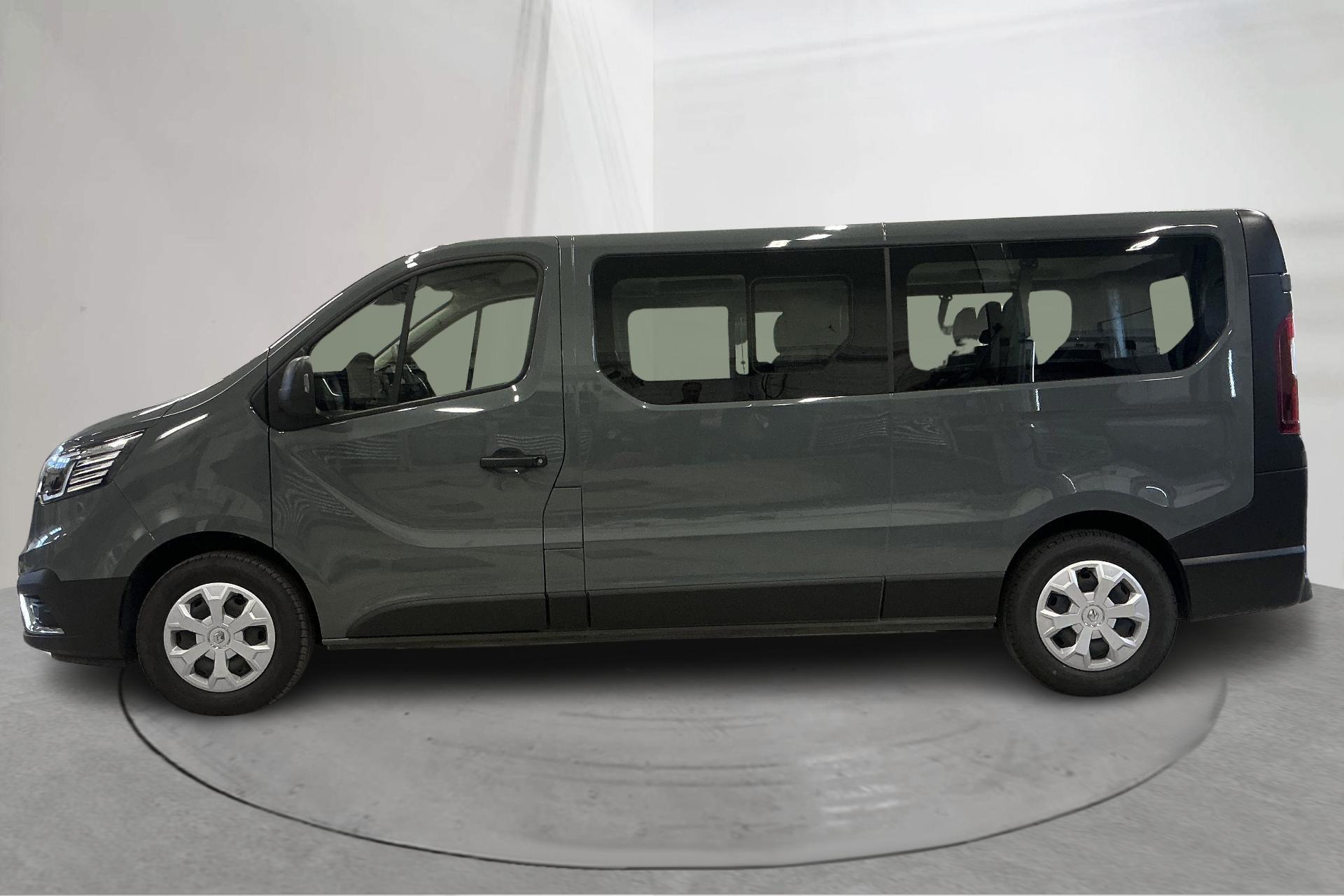 Renault Trafic 2024, photo 2/10