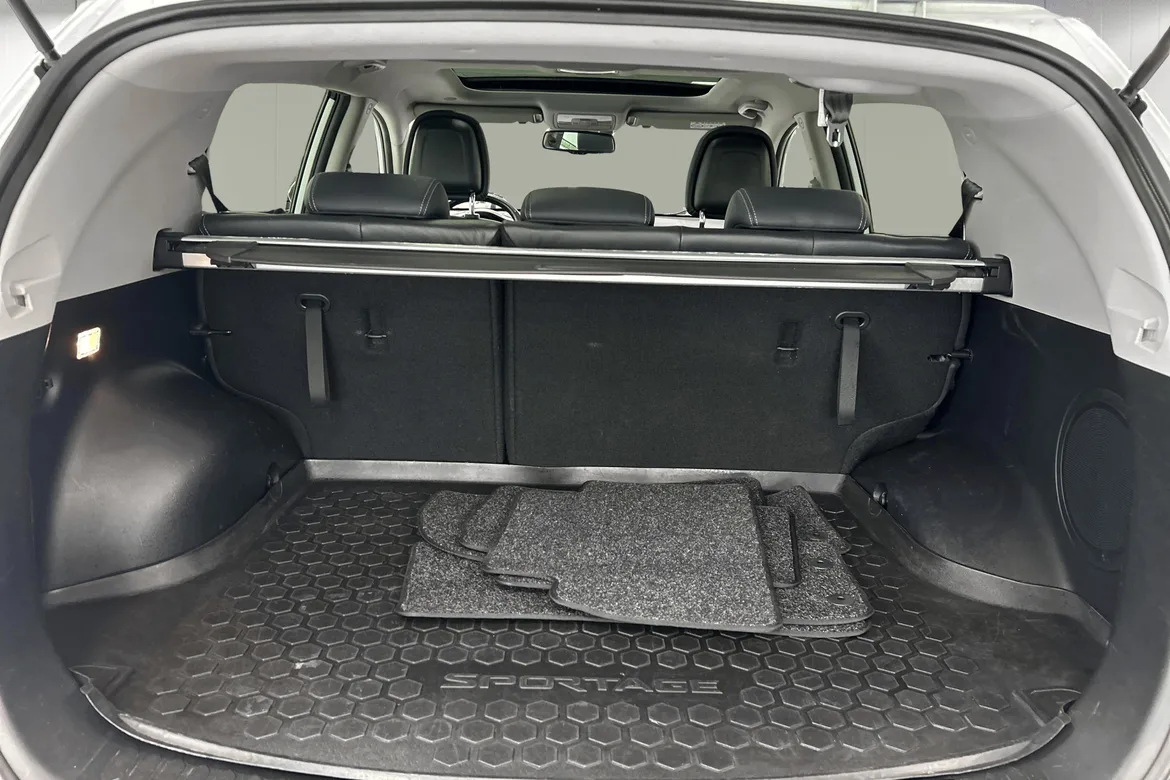 picture of a car
