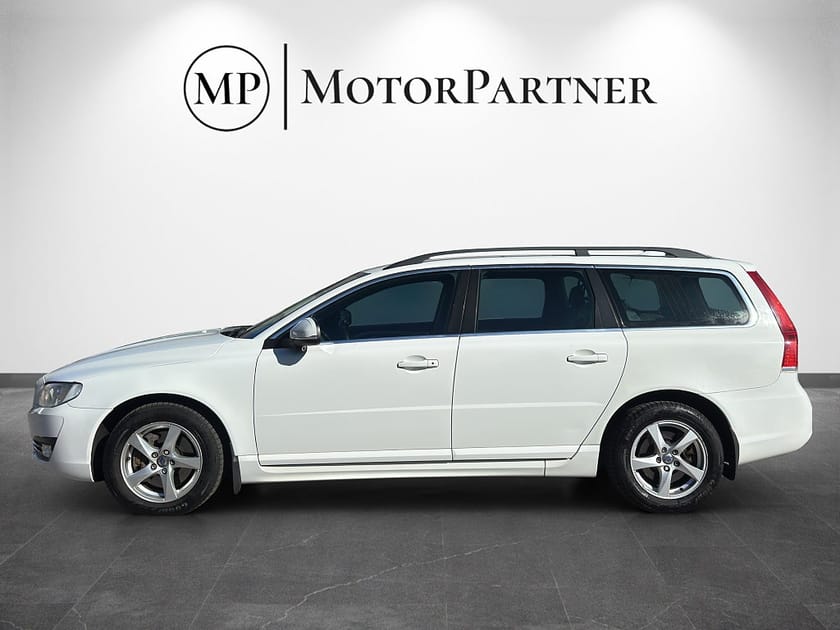 Bild 4 av Volvo V70 D4 AWD Momentum Business Edition Nav Drag BLIS Sensorer