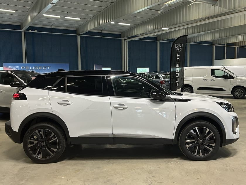 Bild 5 av Peugeot 2008 Hybrid 145