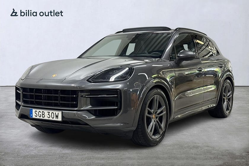 Bild 1 av Porsche Cayenne E-Hybrid TipTronic S 470hk Panorama HuD BOSE Drag Luftf