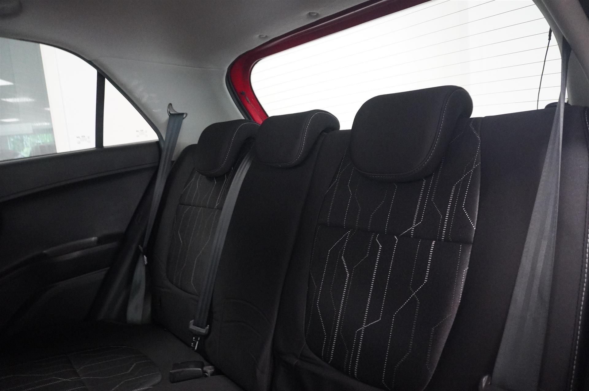 Kia Picanto 1.0 69hk Manuell Rattvärme 2015, bild 5/10