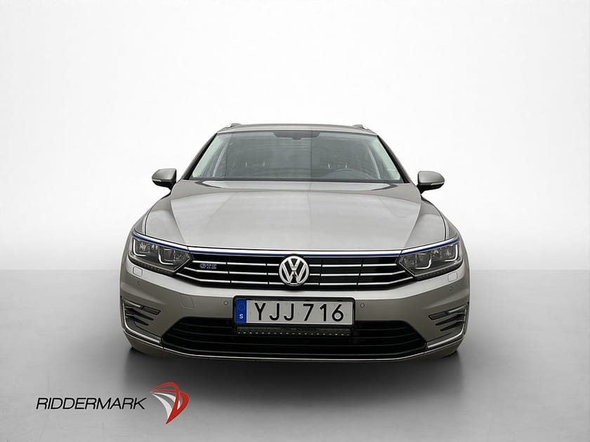 Bild 2 av Volkswagen Passat Variant GTE 1.4 TSI 218hk Drag B-Kamera Carplay