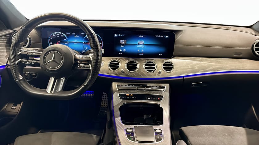 Bild 4 av Mercedes-Benz E 220 T d AMG Line Dragkrok