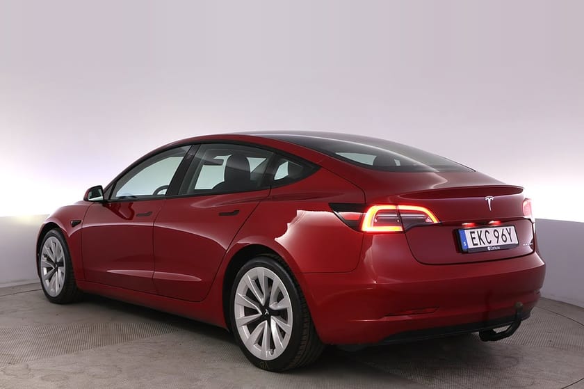 Bild 4 av Tesla Model 3 Long Range AWD Refresh Uppg.AP Pano 19" Drag