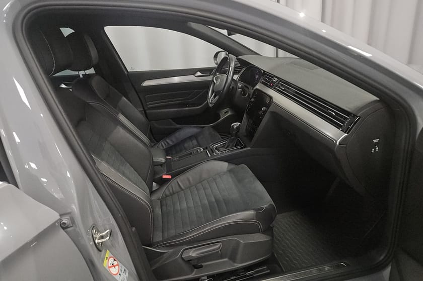 Bild 5 av Volkswagen Passat Sportscombi 2.0 TDI R-Line 200HK Executive Aut Drag