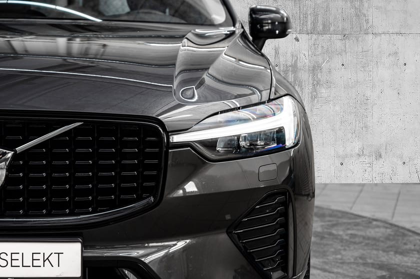 Bilde 5 av Volvo XC60 T6 AWD Plug In Hybrid Plus Dark 350Hk. Hengerfeste!