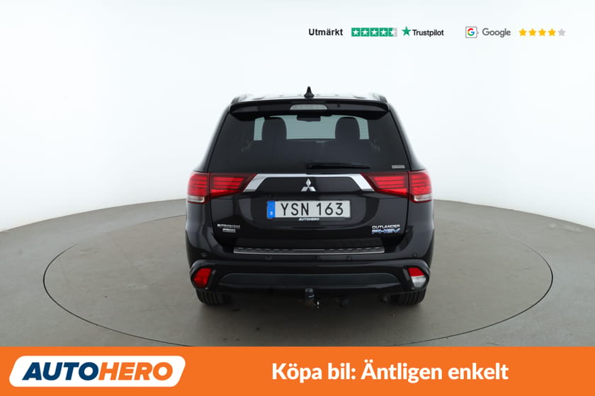 Bild 4 av Mitsubishi Outlander PHEV AWD / Taklucka, 360, Dragkrok!