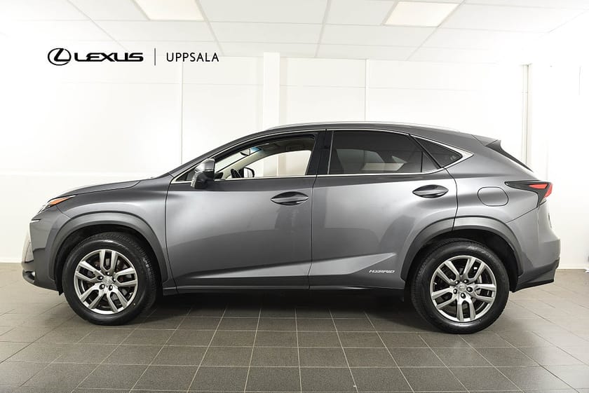 Bild 3 av Lexus NX 300h AWD Executive Backkamera Skinn