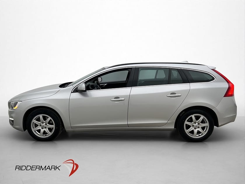 Bild 4 av Volvo V60 D4 AWD 181hk Momentum Drag Sensorer VOC Värmare