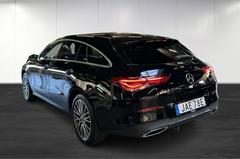 Bild 3 av Mercedes-Benz CLA 250 e Shooting Brake Dragkrok Carplay Kamera