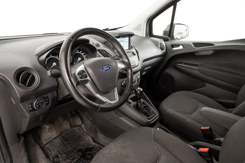 Bilde 5 av Ford Transit Courier 1.5 TDCi Auksjon! Les tekst!