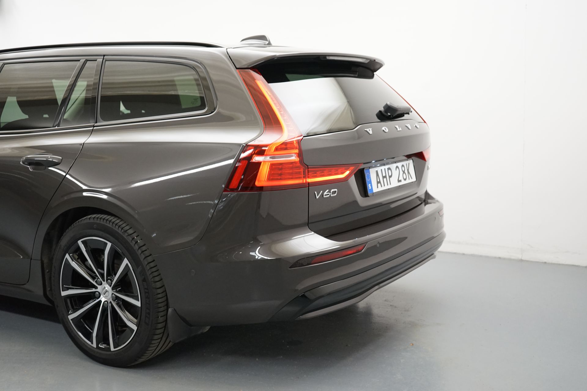Volvo V60 Plus Dark Nordic 2025, bild 3/10