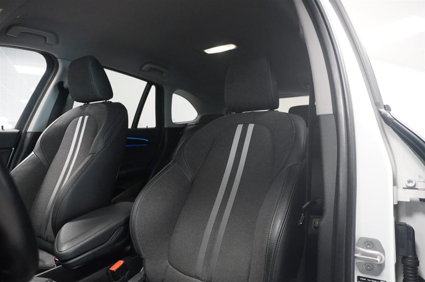Bild 4 av BMW X1 xDrive25e Sport Line HUD Navi Plus