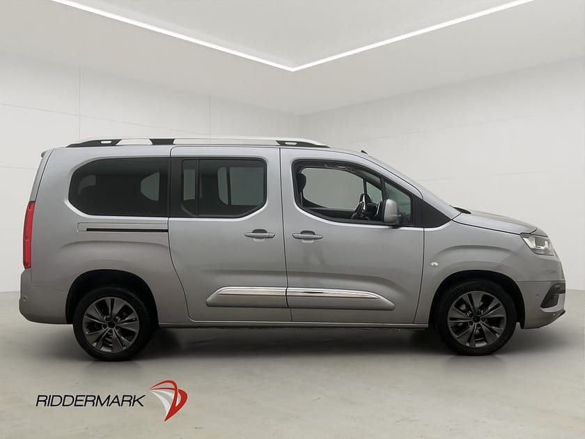 Bild 2 av Toyota ProAce City Verso Lång Ny-Kamrem HUD B-Kamera CARPLAY