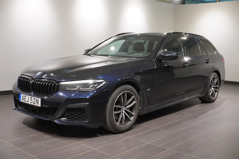 Bild 1 av BMW 520d xDrive Touring M-Sport Värmare Drag HiFi