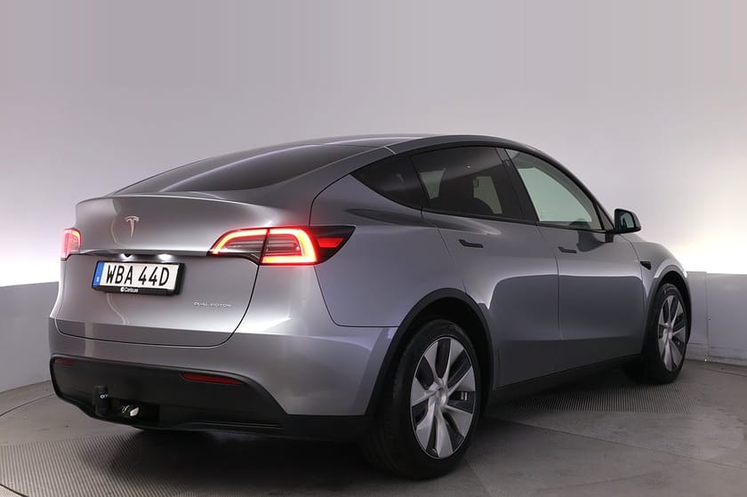 Bild 5 av Tesla Model Y Long Range AWD