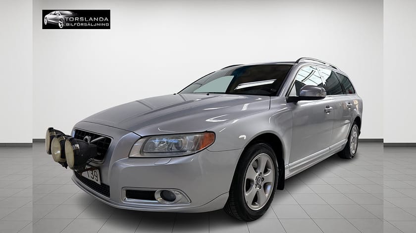 Bild 1 av Volvo V70 2.4D 163hk Automat Momentum Ny Kamrem Nybesikt