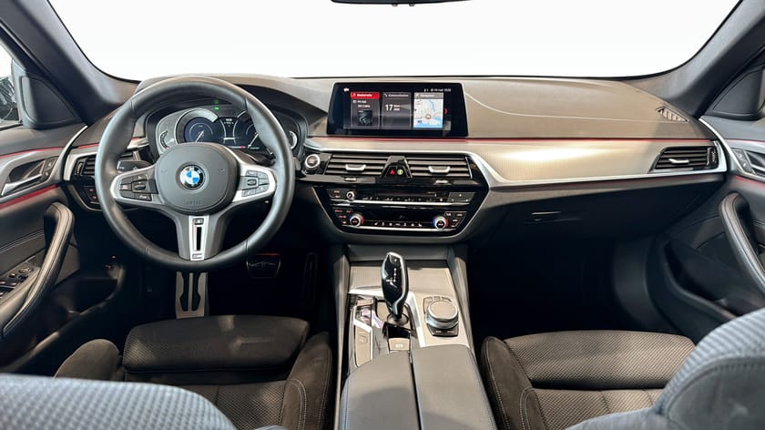 Bild 4 av BMW 530e iPerformance Sedan M-Sport 252hk