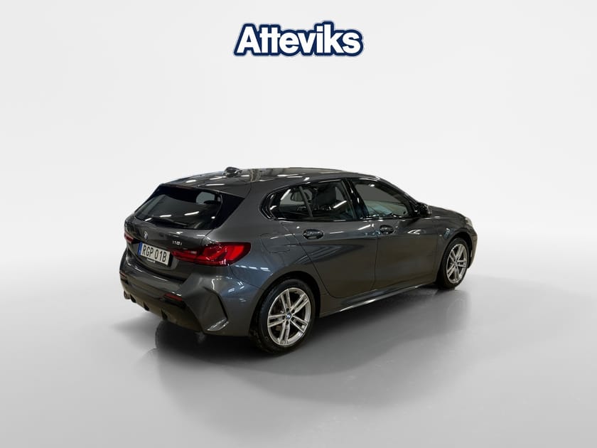 Bild 3 av BMW 118i M-Sport/P-Sensorer/Sportstolar