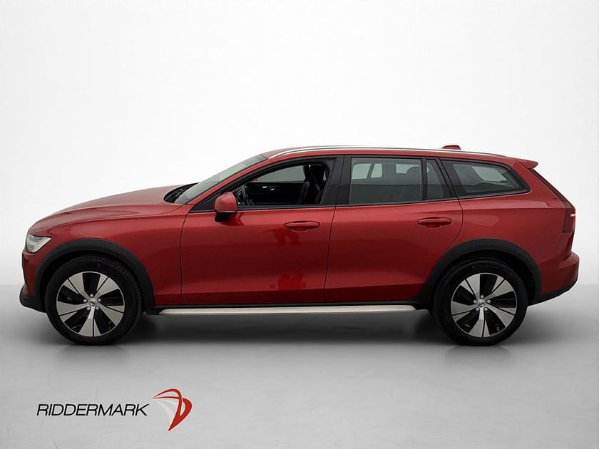 Bild 4 av Volvo V60 Cross Country B4 AWD 197hk Advanced BLIS Drag Navi