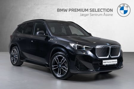 BMW iX1 xDrive30
