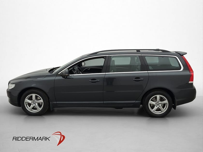 Bild 4 av Volvo V70 D4 181hk Momentum Drag Navi D-värm  VOC  BLIS