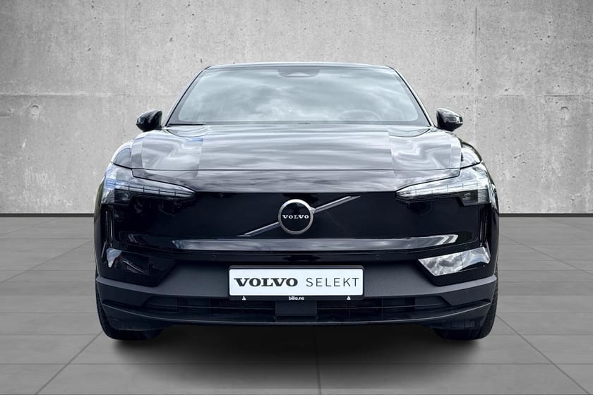 Bilde 2 av Volvo EX30 Twin Motor Performance AWD Performance, 428 HK, kun 7000 km!