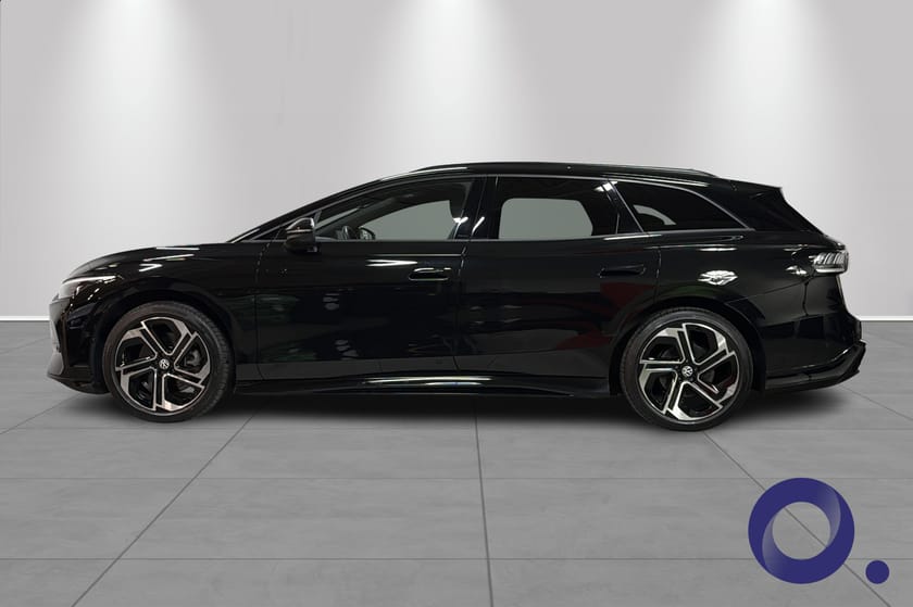 Bilde 2 av Volkswagen ID.7 GTX Tourer