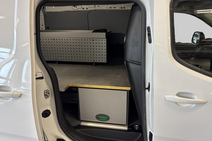 Bild 5 av Toyota ProAce City 1.5D 130hk Skåp Aut