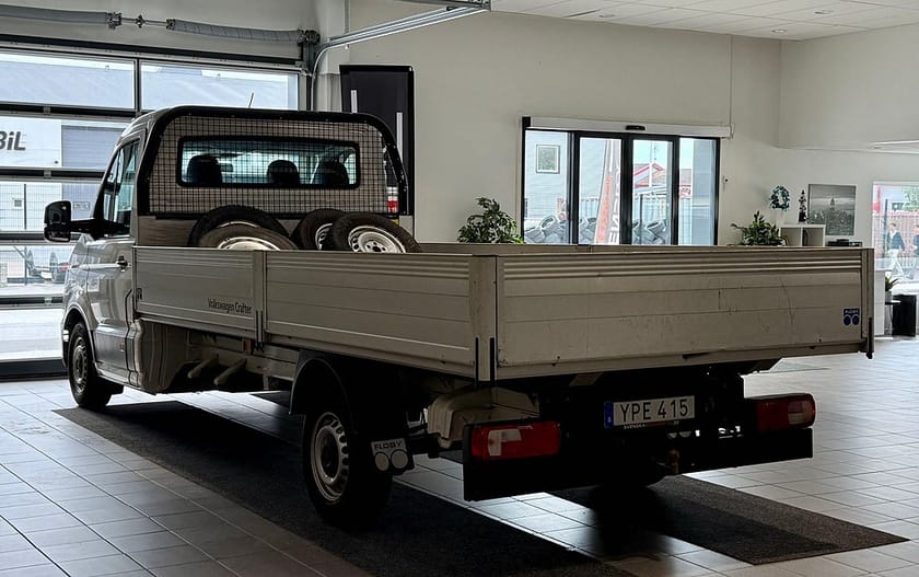 Bild 4 av Volkswagen Crafter Chassi 35 2.0 TDI 177hk Långt Flak/Chassi 4,3m/Värmare/Automat