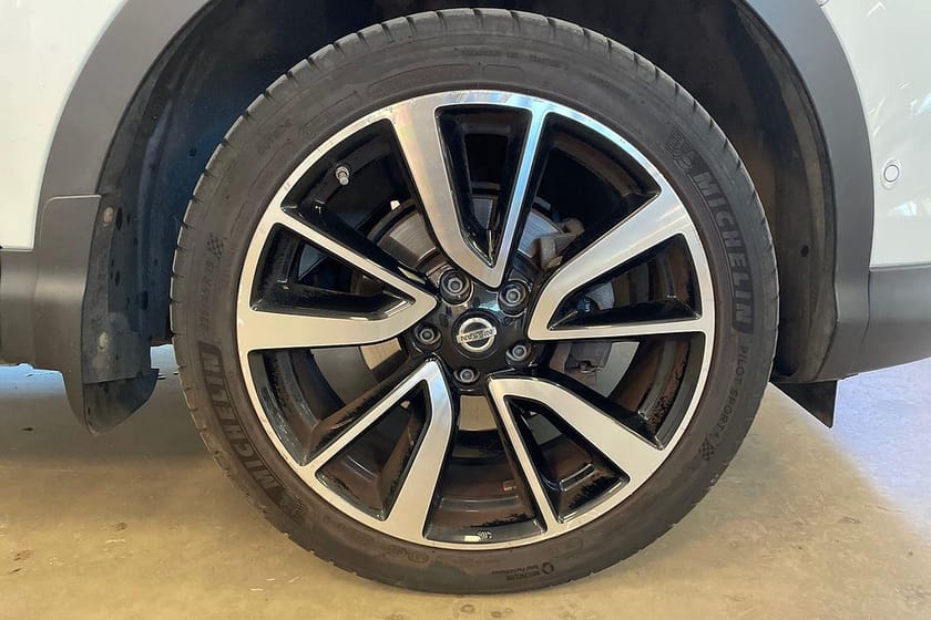 Bild 4 av Nissan Qashqai 1.6 dCi DPF N-Connecta 360-kam Pano keyless