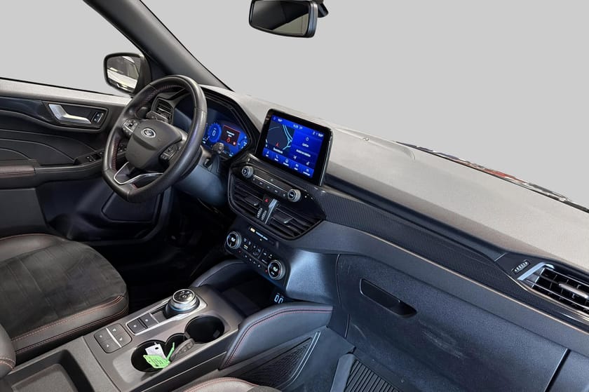 Bild 4 av Ford Kuga Plug-In Hybrid ST-Line X B&O Kamera Drag Navi