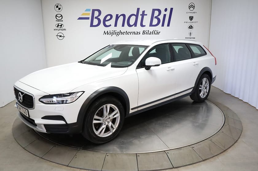 Bild 4 av Volvo V90 Cross Country D4 AWD Automat Momentum 4x4 190hk / Drag / Kamrem Bytt.
