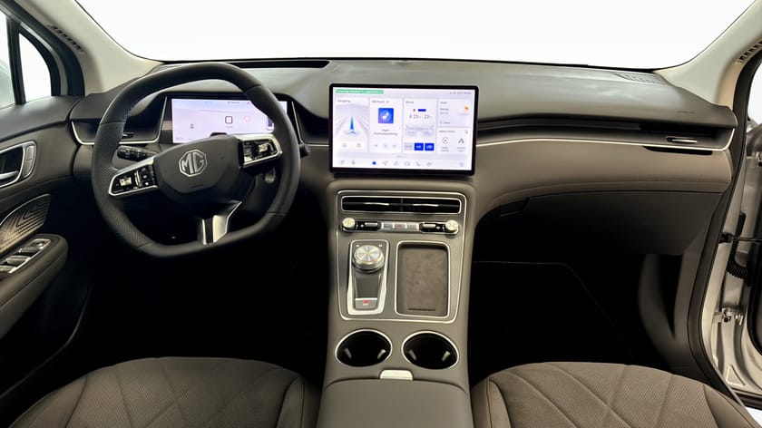 Bild 4 av MG S6 EV Dual Motor LUXURY AWD 77KWH - LADDKORT 15 000KR.