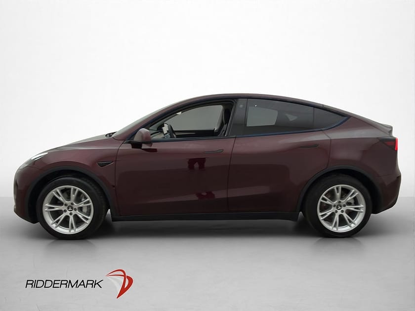 Bild 5 av Tesla Model Y Long Range AWD 514hk Dragkrok Autopilot MOMS