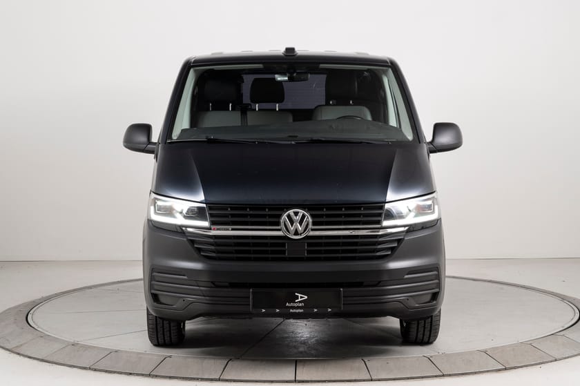Bilde 4 av Volkswagen Transporter 2.0 TDI 150hk 4M K | Innredning/ACC/Krok/Kamera/Webasto
