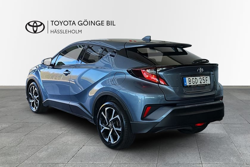 Bild 2 av Toyota C-HR Hybrid – X-Edition