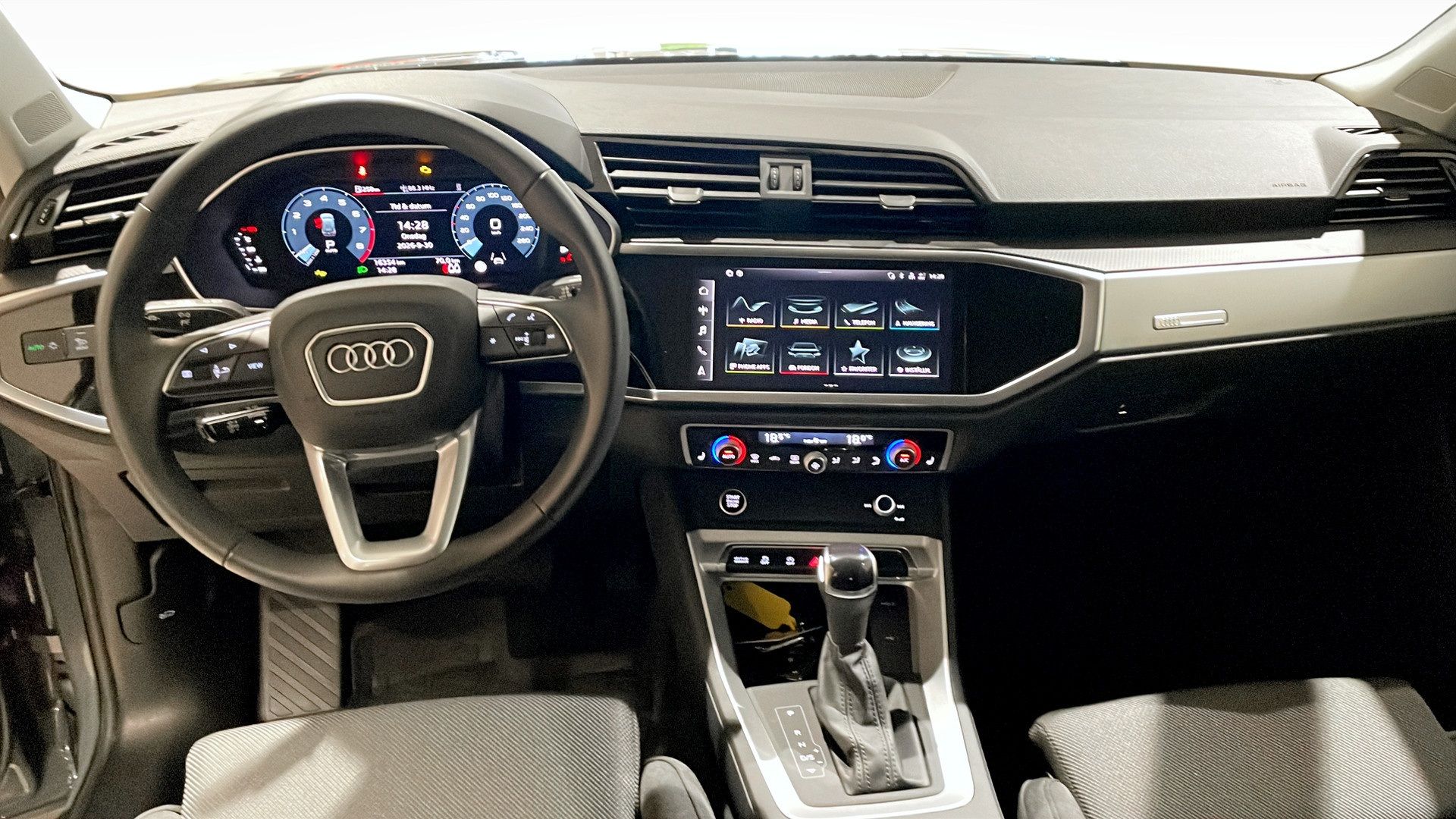 Audi Q3 35 TFSI 2025, bild 10/10