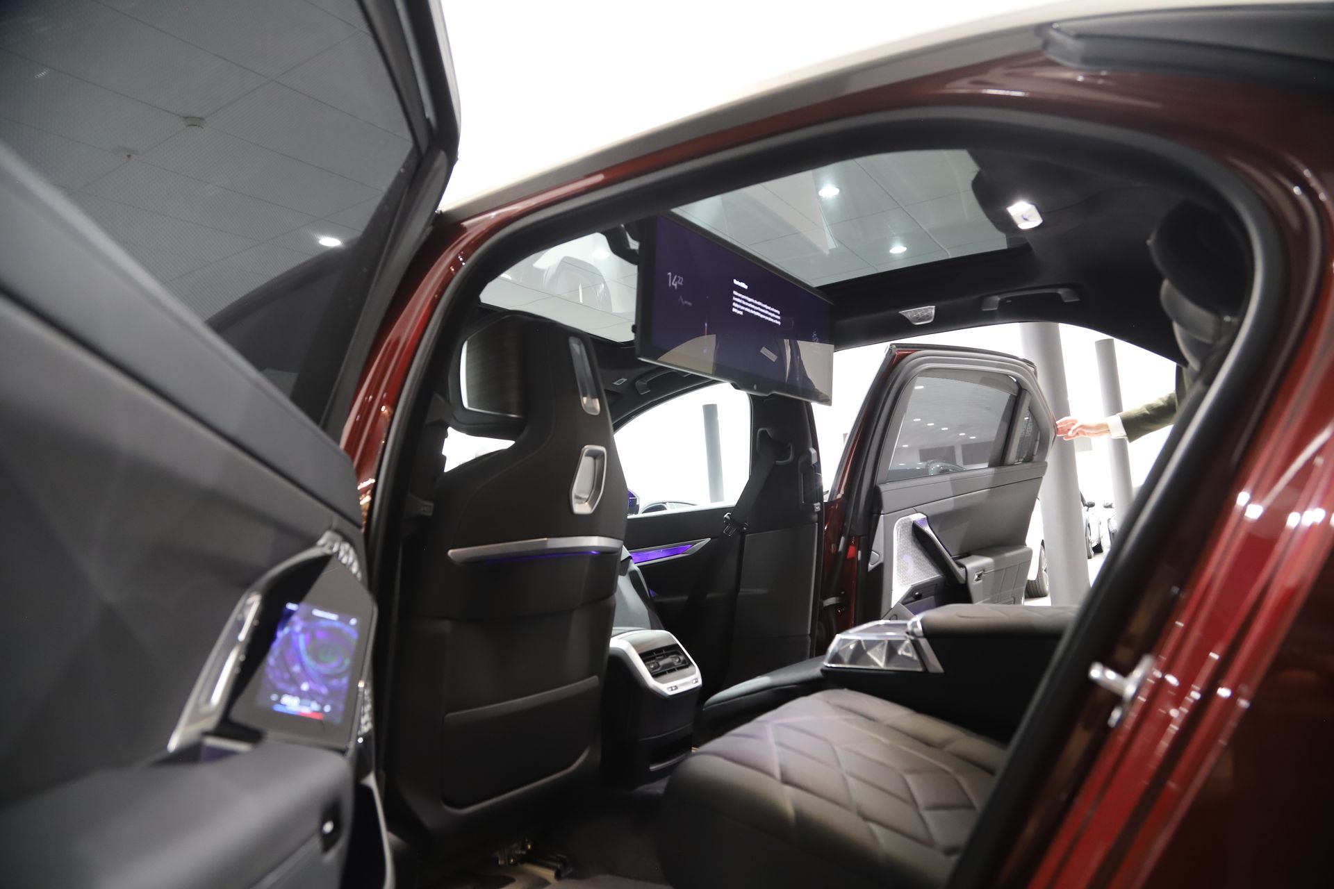 BMW i7 2024, bild 3/10